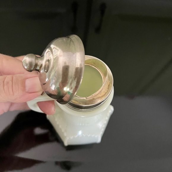 VINTAGE, BEADED, MILK GLASS SYRUP DISPENSER. METAL HINGED LID. 3 1/4”W X 6 3/4”H - Picture 6 of 12